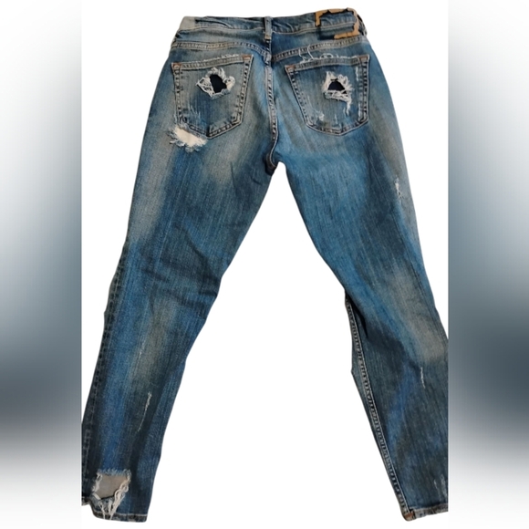 Zara | EUC Relaxed Fit Ultra Thrashed Med Rise Straight Leg Distressed Jeans | 4 - Picture 2 of 16